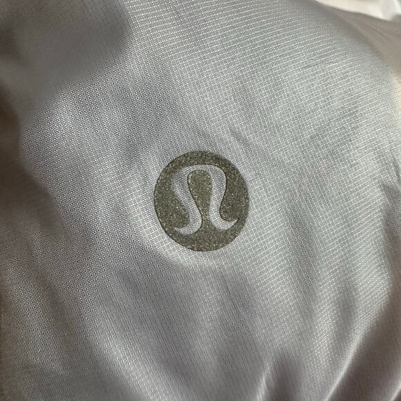 Lululemon Down For A Run Vest Breeze Blue 8 - Picture 4 of 8